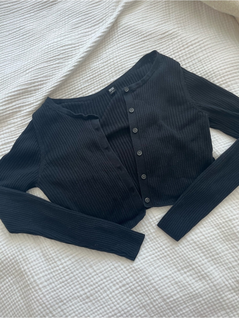 Uniqlo cropped cardigan